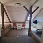 Aura Πανσιόν 3*