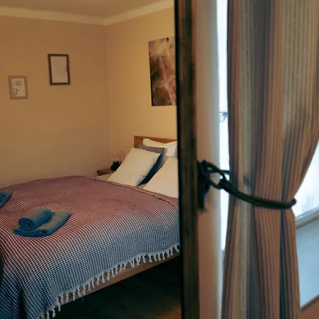 Aura Guest house