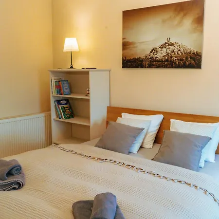 Guest house Aura 3*