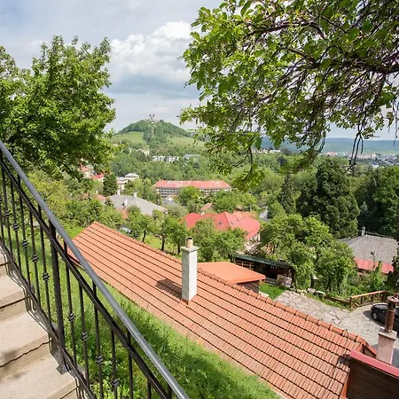 Guest house Aura